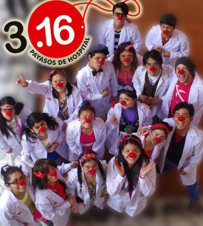 David founded 3.16 Payasos de hospital in Lima. The clowns visit hostels, nursing homes and hospitals.